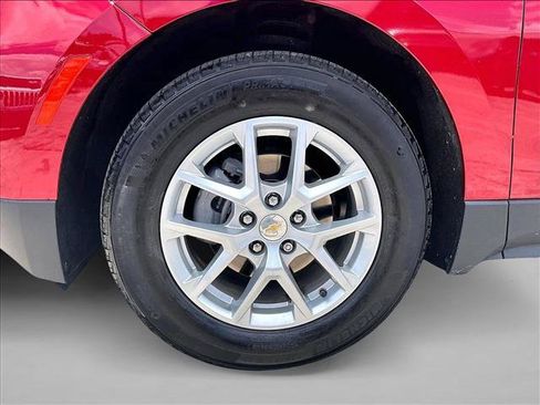 Used 2024 Chevrolet Equinox LT FWD image 10
