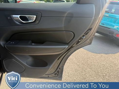 Certified 2023 Volvo XC60 B5 Core w/ Climate Package AWD/4WD image 26