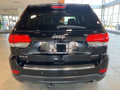Used 2017 Jeep Grand Cherokee Limited AWD/4WD image 6