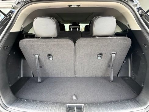 Used 2024 Kia Sorento S w/ Panoramic Sunroof Package AWD/4WD image 17