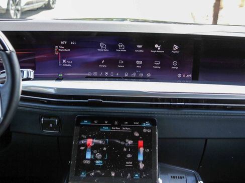 Used 2025 Cadillac Escalade IQ Sport 2 image 14