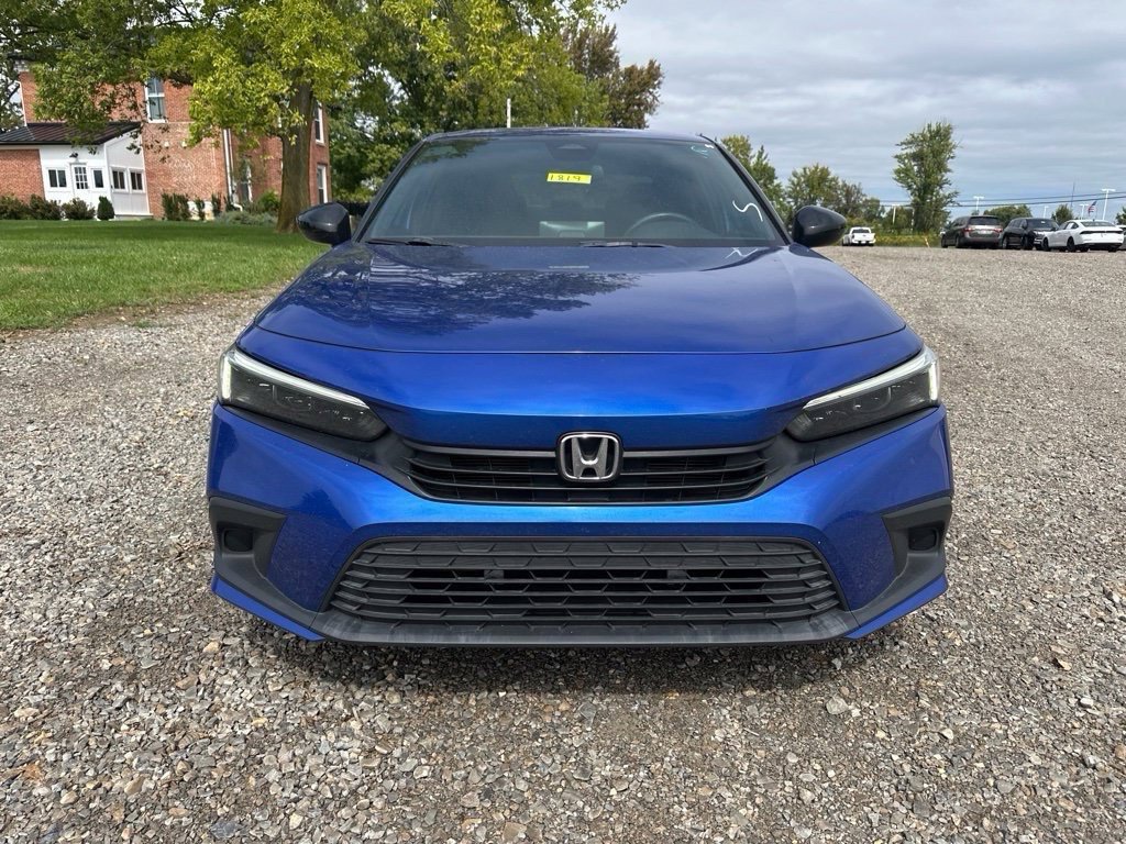 Used 2023 Honda Civic Sport image 2