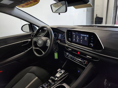 Used 2022 Hyundai Sonata SE image 24