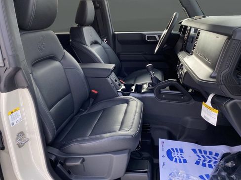 New 2025 Ford Bronco Badlands w/ Sasquatch Package image 41