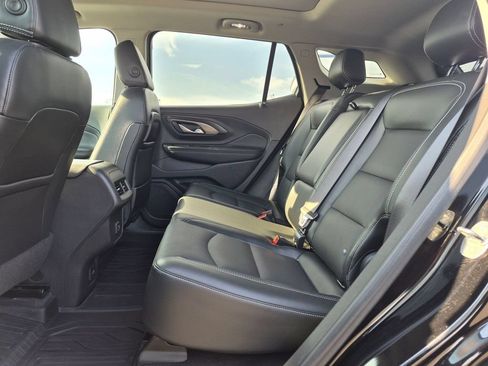 Used 2022 GMC Terrain SLT w/ Infotainment Package II AWD/4WD image 21