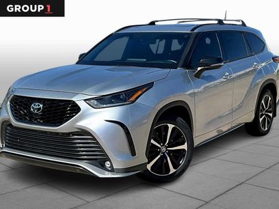 Used 2022 Toyota Highlander XSE