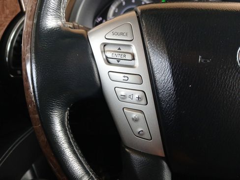 Used 2016 INFINITI QX80 4WD w/ Driver's Assistance Package image 17