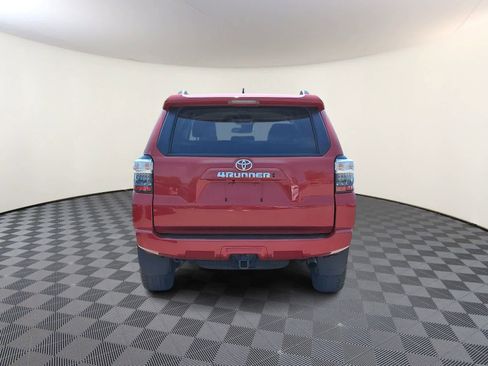 Used 2024 Toyota 4Runner SR5 AWD/4WD image 7
