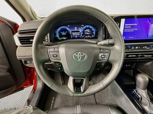 Used 2025 Toyota Camry XLE w/ Premium Package FWD image 11