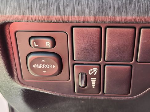 Used 2013 Toyota Prius Two FWD image 23
