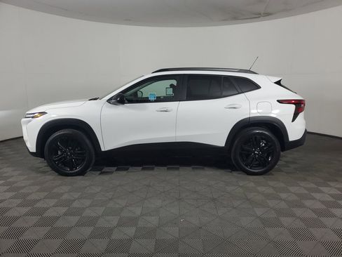 Used 2026 Chevrolet Trax ACTIV image 7