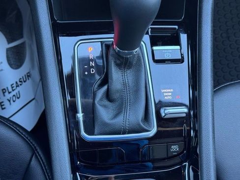 New 2026 Jeep Compass Latitude AWD/4WD image 23