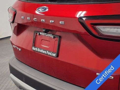 Used 2023 Ford Escape Active w/ Tech Pack #2 image 7