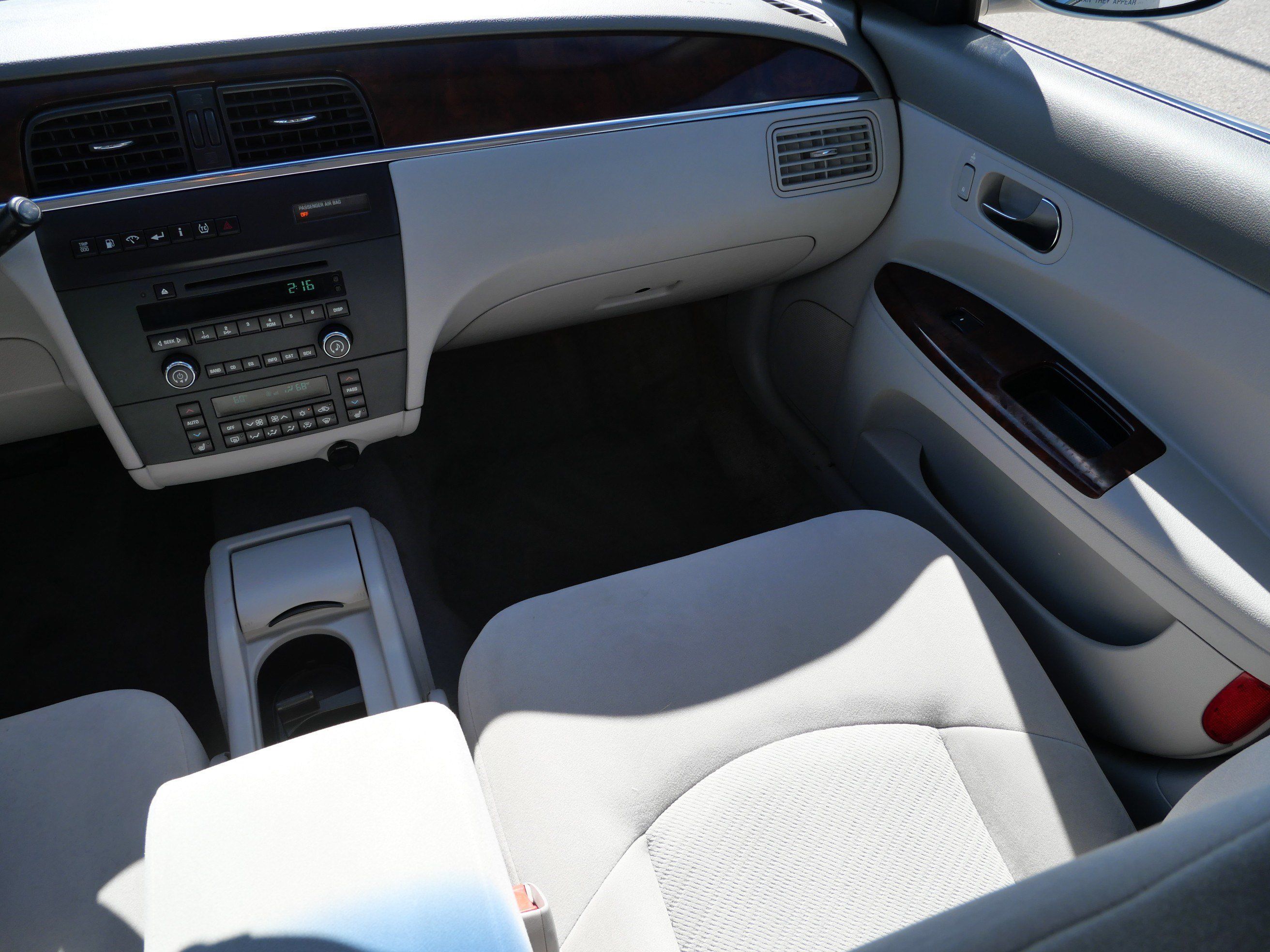 Used 2008 Buick LaCrosse CX FWD image 11