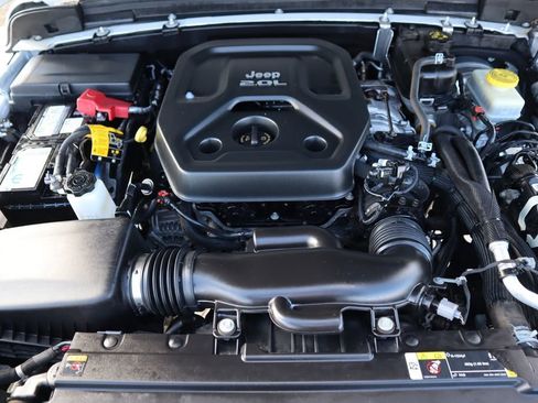 Used 2021 Jeep Wrangler Unlimited Rubicon image 28