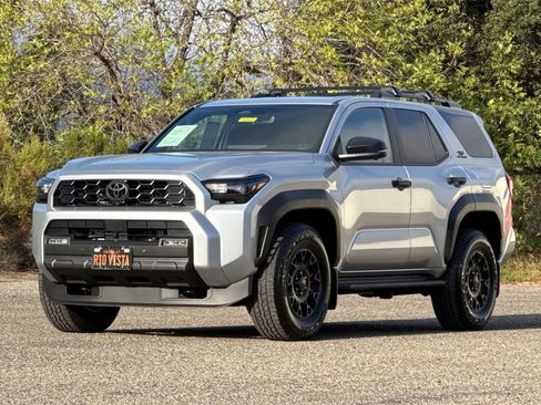 Used 2025 Toyota 4Runner TRD Off-Road Premium image 8