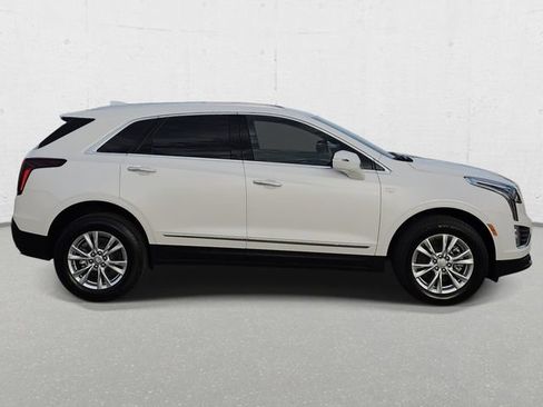 Used 2026 Cadillac XT5 Luxury w/ LPO, Floor Liner Package AWD/4WD image 4