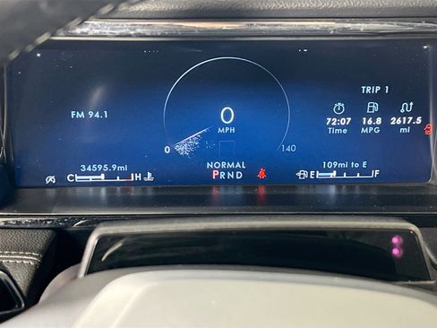 Used 2022 Lincoln Navigator Reserve image 12