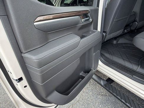 New 2026 Chevrolet Silverado 1500 RST w/ RST Select Package AWD/4WD image 18