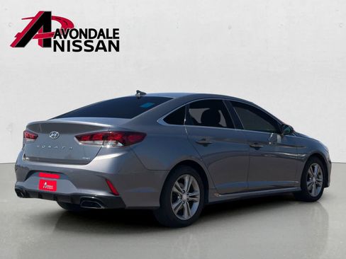 Used 2018 Hyundai Sonata Sport FWD image 4