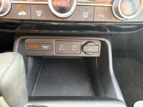 Used 2025 Honda Civic LX image 22