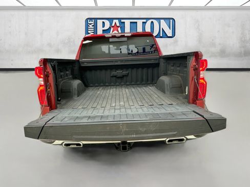 Used 2021 Chevrolet Silverado 1500 LTZ w/ LTZ Premium Package AWD/4WD image 28