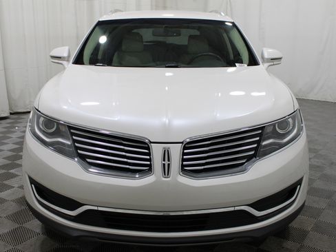 Used 2017 Lincoln MKX Select w/ Select Plus Package image 37
