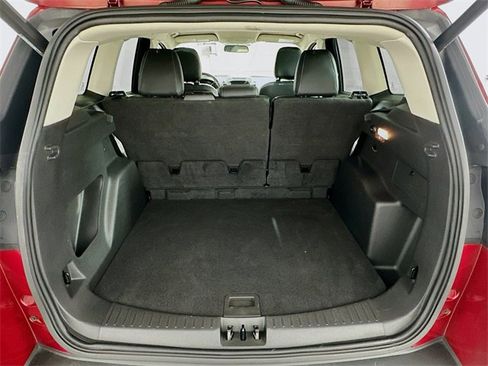 Used 2019 Ford Escape SEL image 25