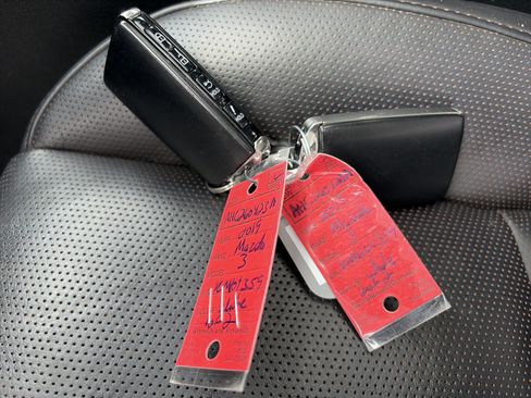 Used 2019 MAZDA MAZDA3 Sedan w/ Premium Package FWD image 31