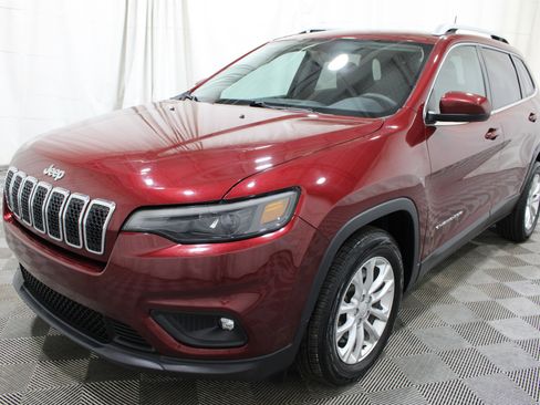 Used 2019 Jeep Cherokee Latitude w/ Popular Appearance Group FWD image 31