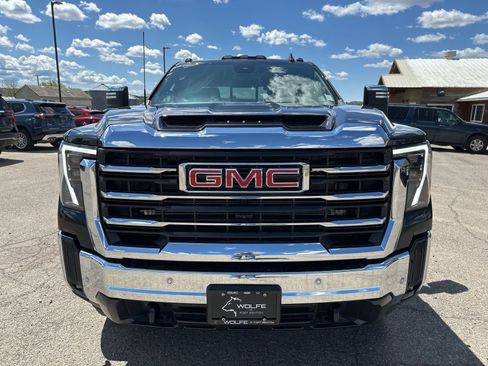 New 2025 GMC Sierra 3500 SLT w/ SLT Premium Package AWD/4WD image 2