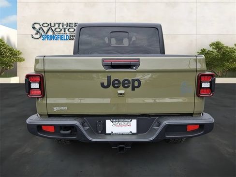 New 2026 Jeep Gladiator Willys AWD/4WD image 4