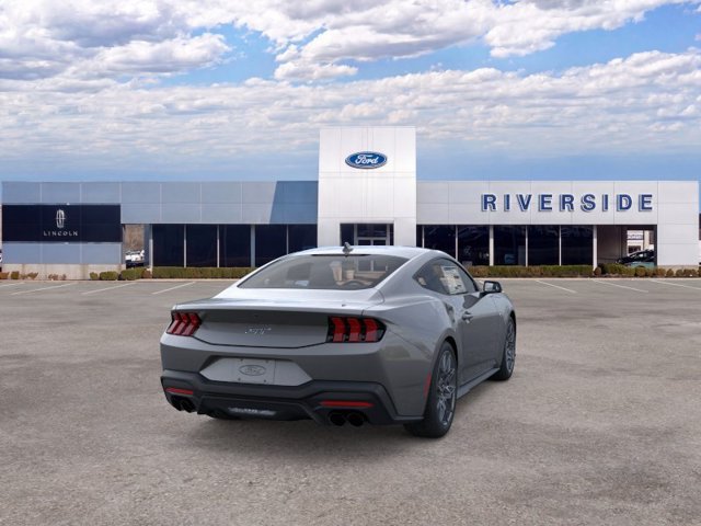 New 2026 Ford Mustang GT Premium w/ GT Performance Package RWD image 8
