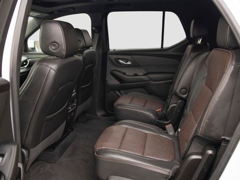 Used 2024 Chevrolet Traverse High Country image 13