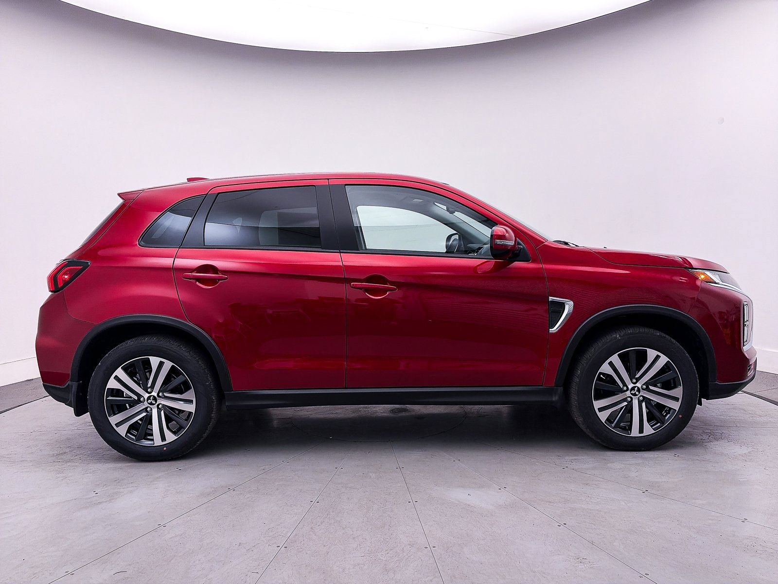 Used 2026 Mitsubishi Outlander Sport SE AWD/4WD image 25