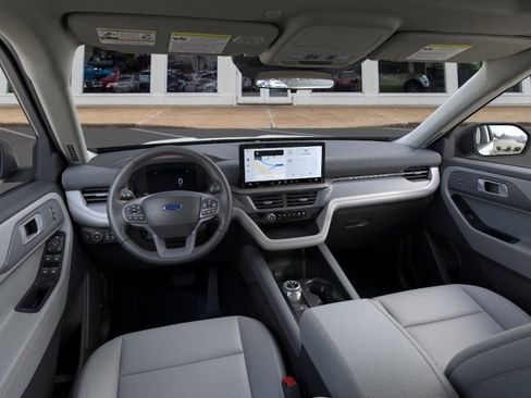 New 2026 Ford Explorer Active w/ Active Comfort Package image 9
