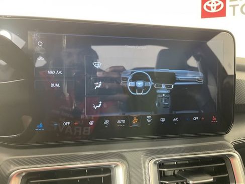 Used 2025 Ford Mustang GT Premium image 13