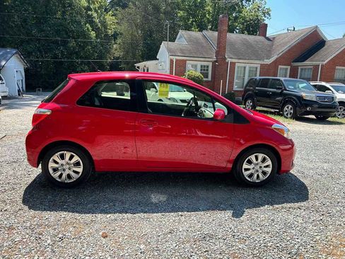 Used 2012 Toyota Yaris LE FWD image 20