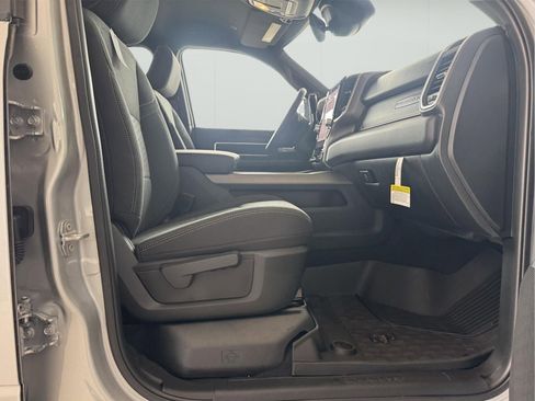 New 2026 RAM 2500 Big Horn AWD/4WD image 34