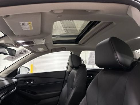 Used 2024 Honda Accord Touring image 20
