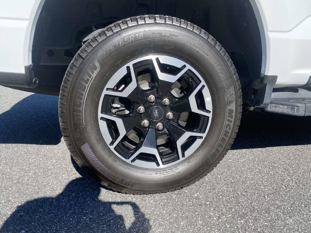 Used 2023 Ford F150 Lightning XLT AWD/4WD image 9