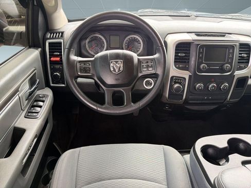 Used 2019 RAM 1500 Classic SLT RWD image 25