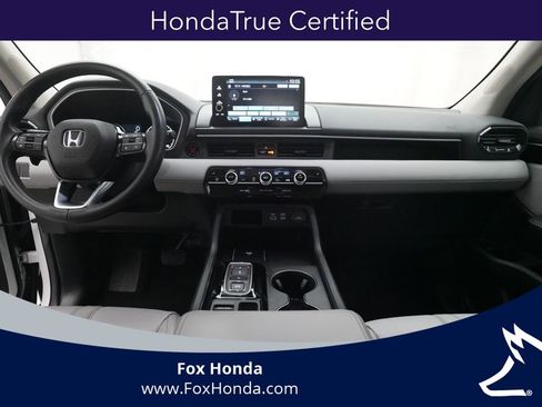 Certified 2025 Honda Pilot EX-L image 5