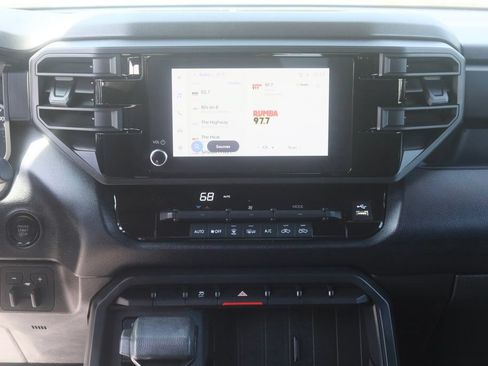 Used 2025 Toyota Tundra SR5 w/ SR5 Convenience Package AWD/4WD image 9