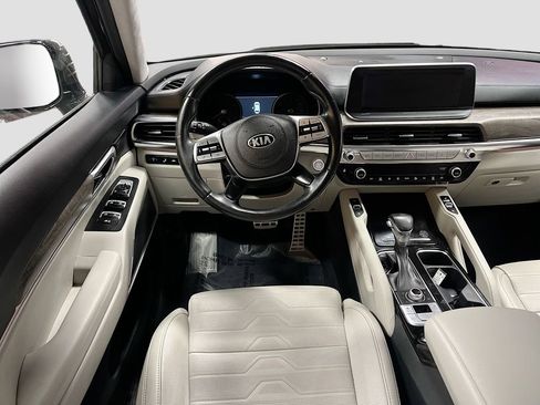 Used 2020 Kia Telluride SX w/ SX Prestige Package image 24