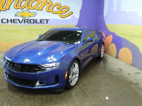 Used 2023 Chevrolet Camaro LT w/ RS Package image 5