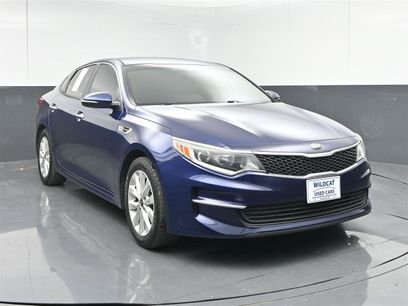 Used 2018 Kia Optima LX w/ 17" Alloy Wheels Package