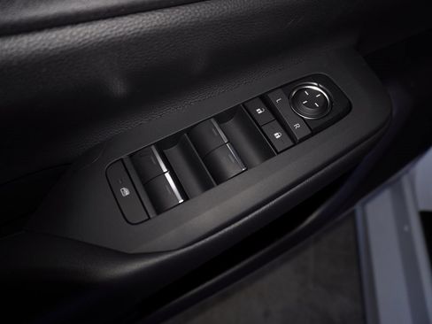 New 2026 Toyota Prius Plug-In Hybrid image 11