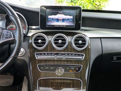 Used 2018 Mercedes-Benz C 300 4MATIC Sedan image 16