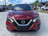 Used 2022 Nissan Rogue Sport S image 2